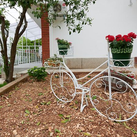 New 4* Apartman Zoa In Трогир Екстериор снимка