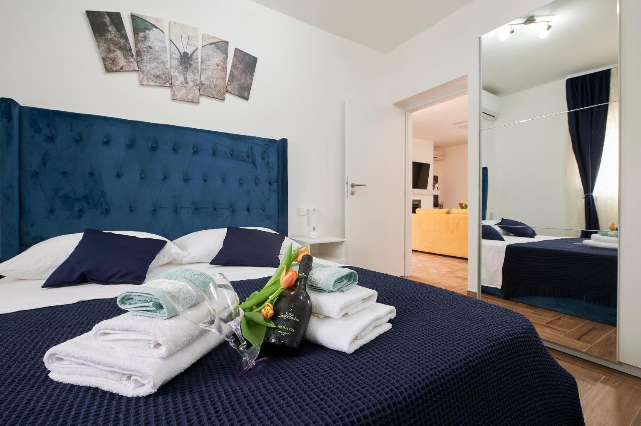 New 4* Apartman Zoa In Трогир Екстериор снимка