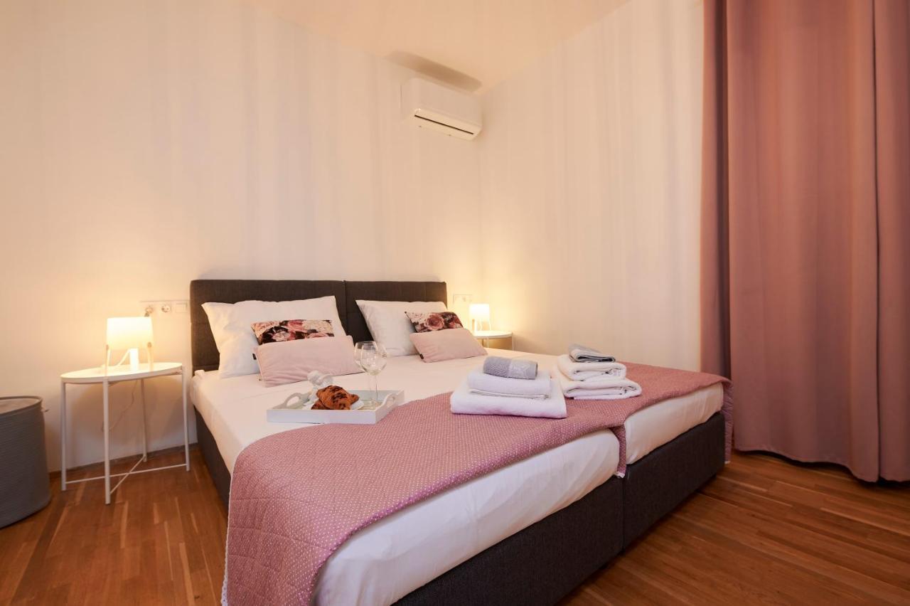 New 4* Apartman Zoa In Трогир Екстериор снимка