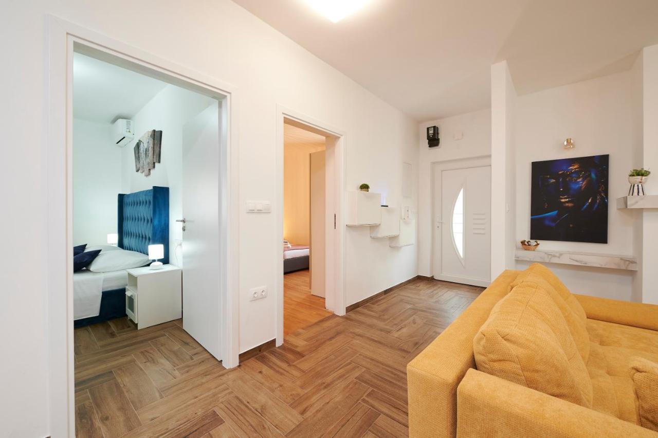 New 4* Apartman Zoa In Трогир Екстериор снимка