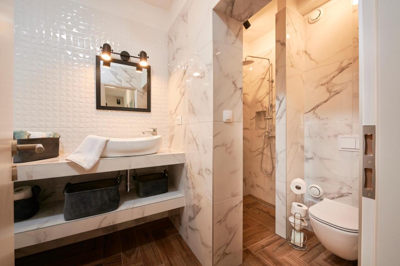 New 4* Apartman Zoa In Трогир Екстериор снимка